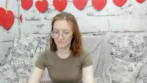 Mary online show from April 25, 8:38 am