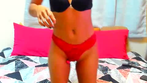 Chesca online show from February 19, 1:05 am