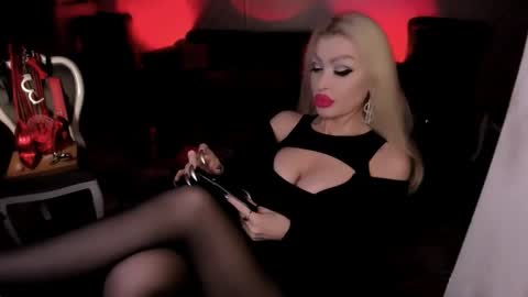 AlfaFemale online show from November 17, 5:21 am