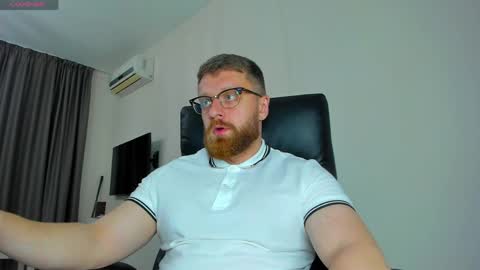 FindomGuyXXX online show from March 26, 6:57 pm