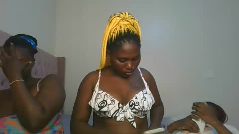 melanie online show from January 11, 12:38 am