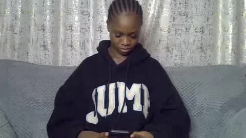 fine_queen12 online show from June 15, 10:24 pm