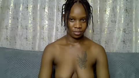 fine_queen12 online show from July 3, 8:19 am