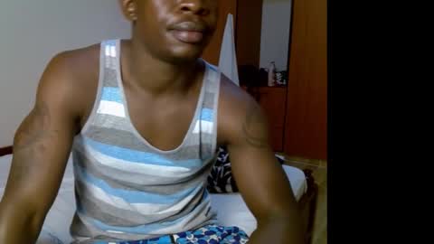 HOT AND SWEET online show from February 5, 11:30 pm