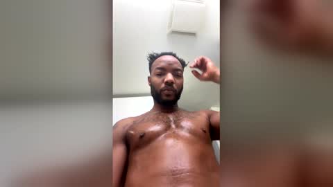 finessegod26 online show from February 3, 2:19 am