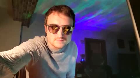 FingerExpert online show from October 10, 7:19 pm