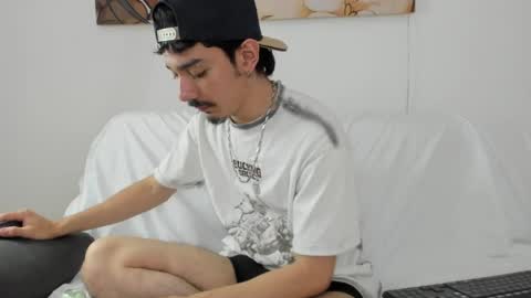 finn_jackson online show from April 16, 8:42 pm