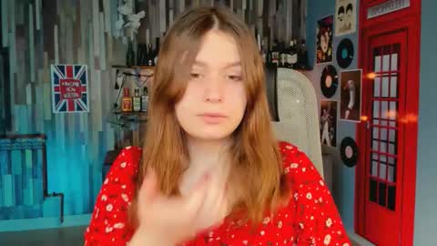 fiora online show from December 14, 5:46 am