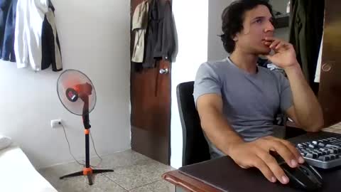 Ricardo online show from December 29, 3:24 pm