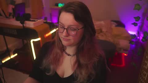 Lio Roxy online show from March 8, 5:55 am