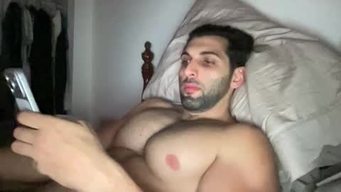 fitcurvyman4fun_69 online show from February 10, 3:31 am