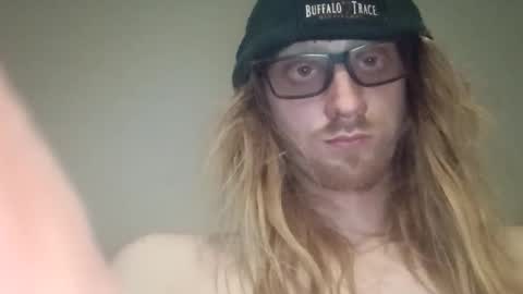 fitfungi7 online show from April 2, 11:55 pm