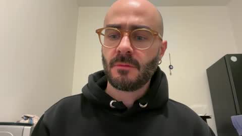 Fla is short for Flavio online show from November 30, 10:50 pm