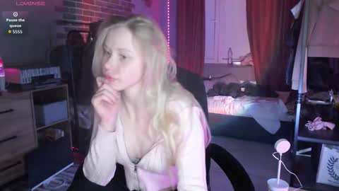 flexsexswagex online show from November 19, 4:06 pm