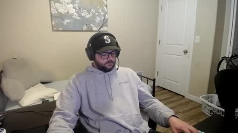 flikk14 online show from April 7, 3:19 am