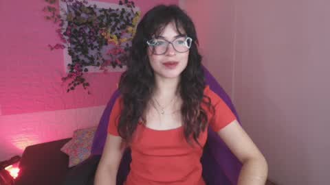 Snapshot of flora_blue chatting on September 21, 6:45 pm flora_blue online show from September 21, 6:45 pm
