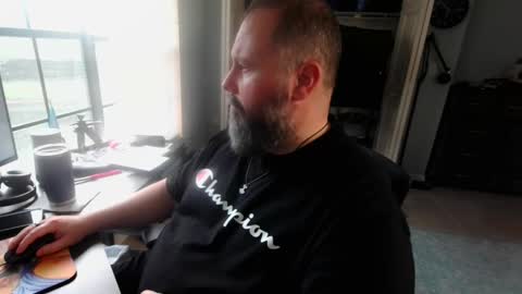 Snapshot of floridabearlive chatting on October 26, 9:47 pm FloridaBearLive online show from October 26, 9:47 pm
