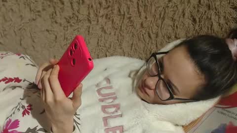 say meow and send tip  online show from February 14, 6:29 pm