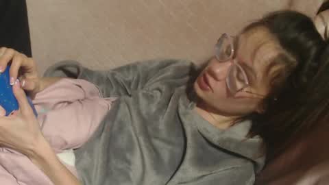 say meow and send tip  online show from March 24, 8:59 pm