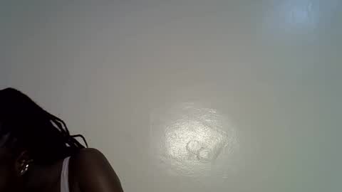 flowerdiva002 online show from December 5, 6:06 pm