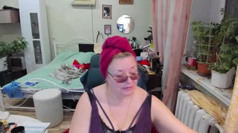 Flowerlower online show from March 19, 6:35 pm