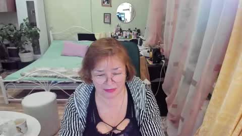 Flowerlower online show from February 12, 5:27 pm