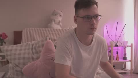 Fluffy and Krut online show from January 29, 10:37 am