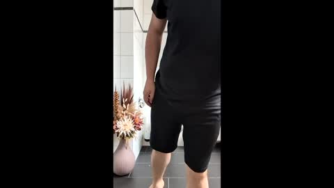 fluffybutt_ online show from June 7, 1:27 pm