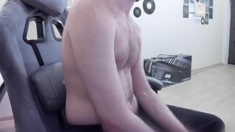 fluffycat  online show from March 4, 8:05 pm