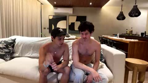 flynn_bolt online show from March 16, 3:42 am