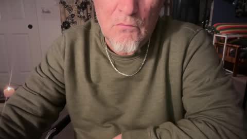 fnkywht60smthng_ online show from April 2, 4:42 am