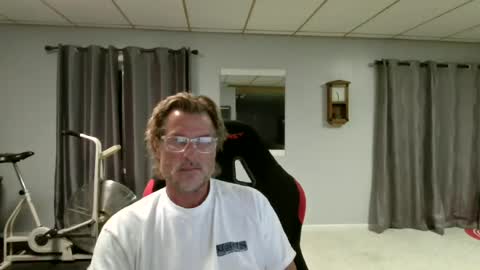 foodforcatfists online show from June 30, 3:28 am