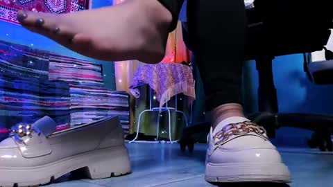 Molly online show from March 20, 4:45 pm