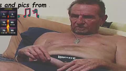 Snapshot of forexxxx_man chatting on September 14, 12:46 am doc online show from September 14, 12:46 am