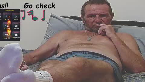 Snapshot of forexxxx_man chatting on October 16, 2:00 am doc online show from October 16, 2:00 am