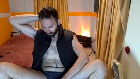 fotinakisdionisis696540 online show from October 14, 7:06 pm