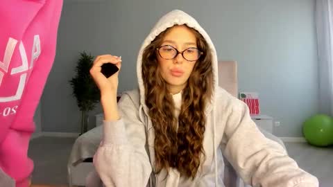 Kira online show from September 22, 1:21 am