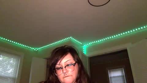 foxdarling96 online show from July 17, 11:39 pm
