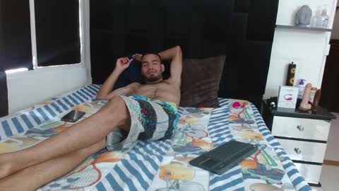 hellen avila online show from April 18, 7:07 pm