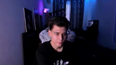 Foxicfu online show from February 1, 11:51 am