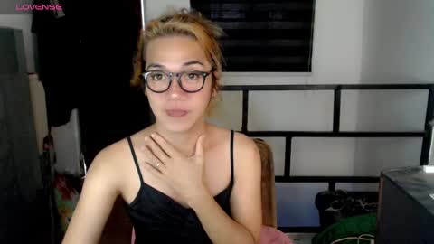 jenny online show from March 8, 7:05 am