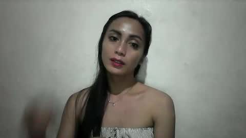 Thea online show from May 31, 12:15 pm
