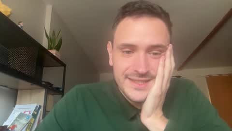 fraisetagada359 online show from November 1, 8:46 am