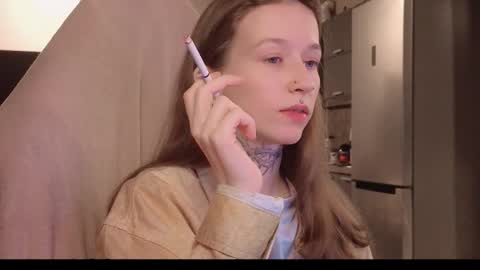 fran_bow online show from February 9, 3:32 am