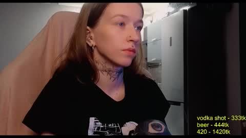 fran_bow online show from October 10, 8:09 am