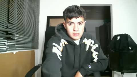 Snapshot of franccesco_699 chatting on October 5, 12:19 am franccesco_699 online show from October 5, 12:19 am