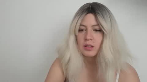 Francesca online show from December 15, 7:54 pm