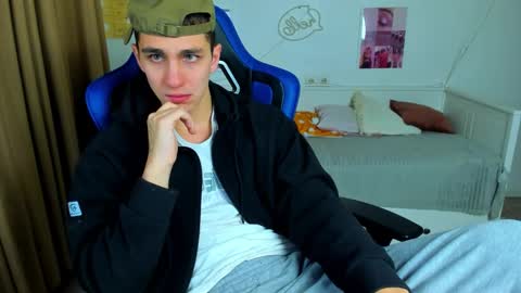 Frank online show from November 17, 4:48 am