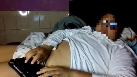 frank_nishi online show from December 5, 11:34 pm