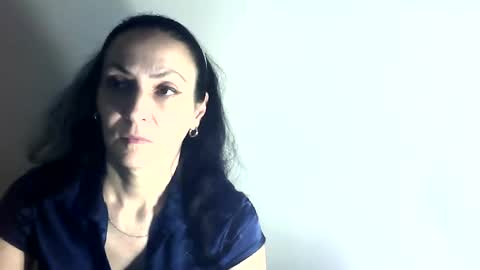 Snapshot of frankieteasing chatting on January 3, 4:06 pm frankieteasing online show from January 3, 4:06 pm